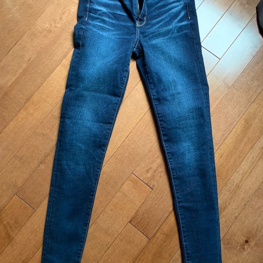 skinny jeans